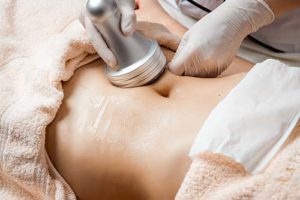 a body contouring procedure is done by a specialist